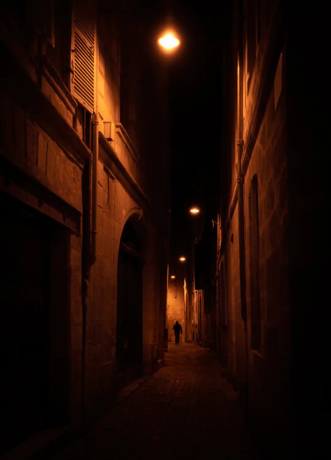 ilka mueller Night Streets Bordeaux Alley